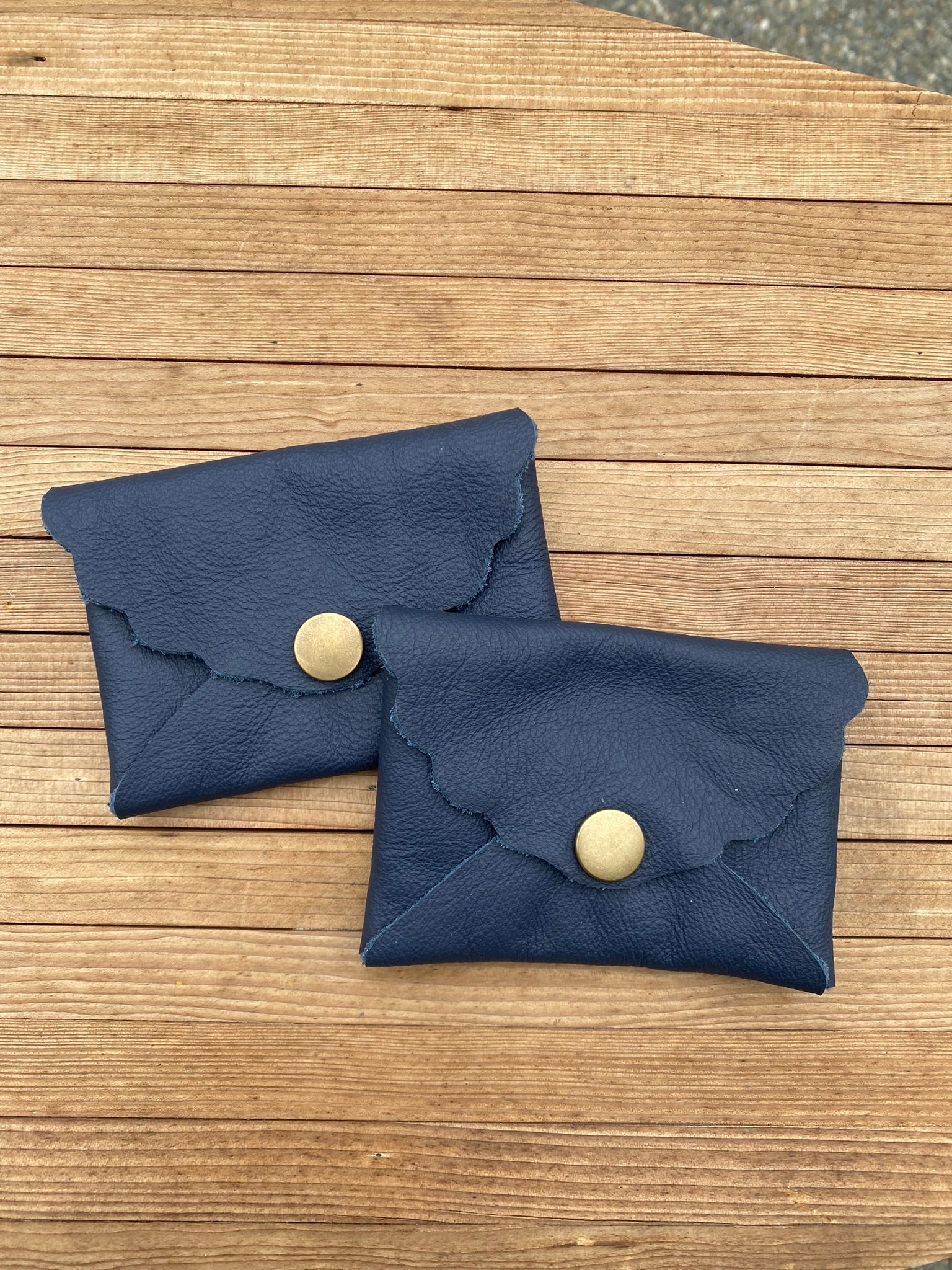 Mini Suede Leather Card Wallet, Gift Card Holder, Credit Card Snap Pouch, Small Scalloped Suede Snap Coin Purse