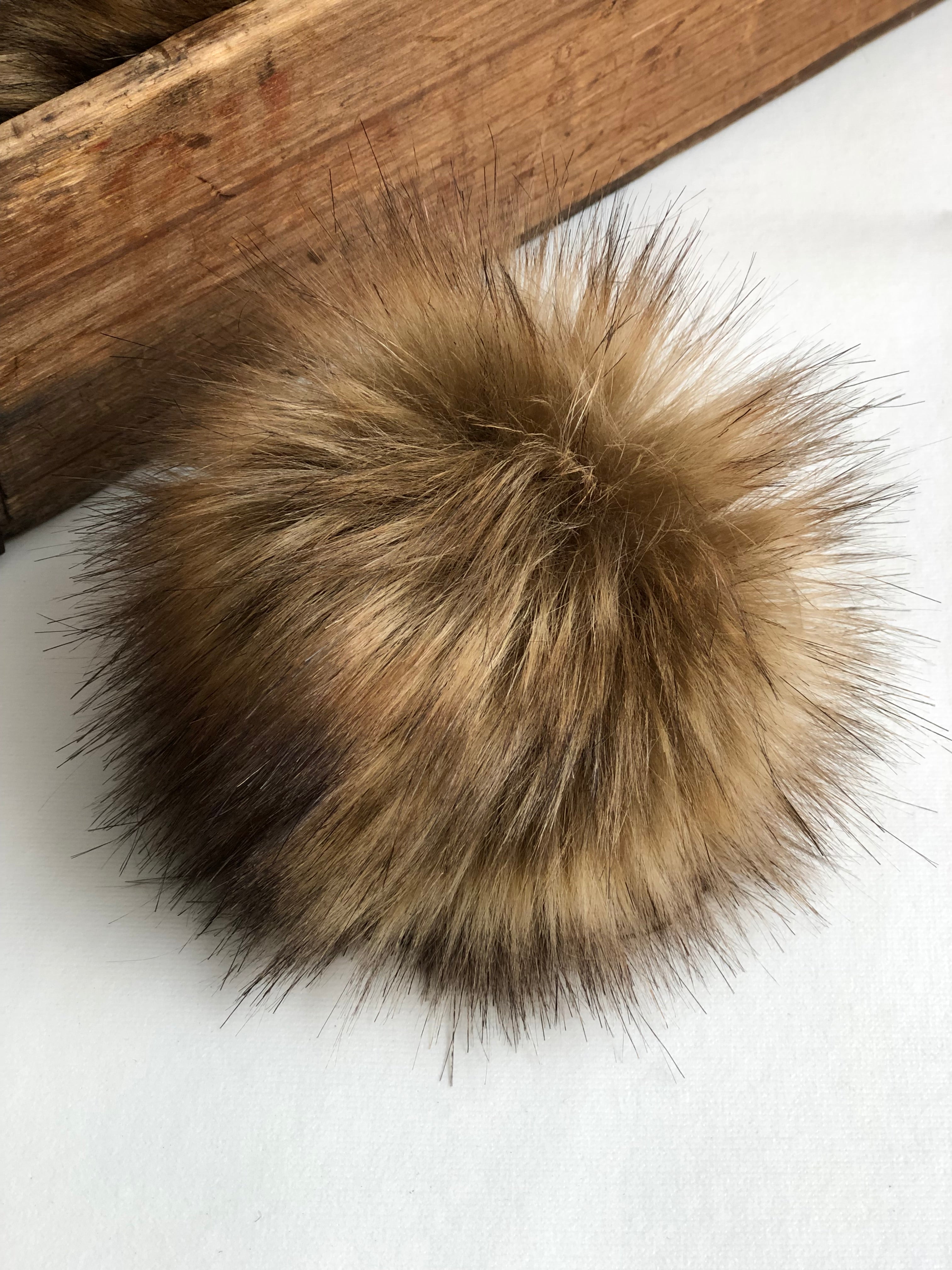 Toasted Marshmallow Faux Fur Pom Pom - KitchenKlutter