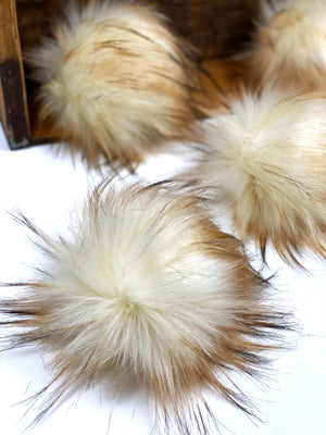 Lynx Faux Fur Pom Pom